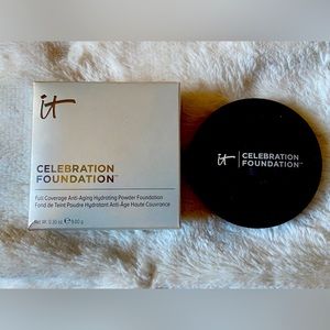 IT COSMETICS Celebration Foundation Powder